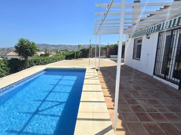 1438-villa-for-sale-in-vinuela-53346-large
