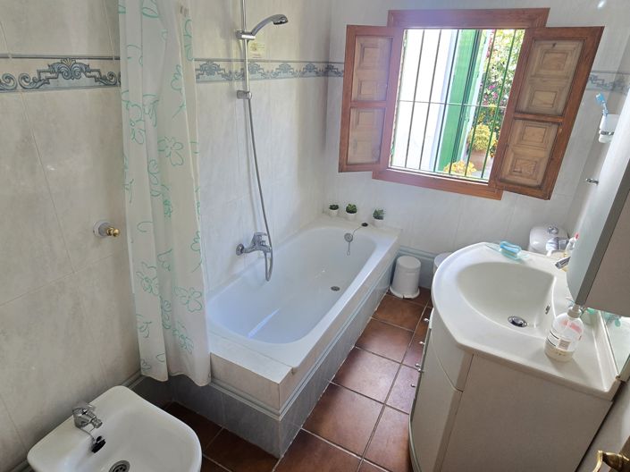 Image No.19-4 Bed Villa for sale