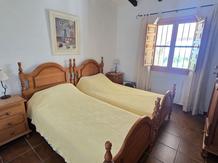 Image No.27-4 Bed Villa for sale