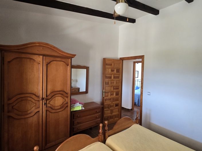 Image No.28-4 Bed Villa for sale
