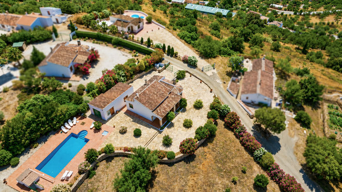 Image No.42-4 Bed Villa for sale