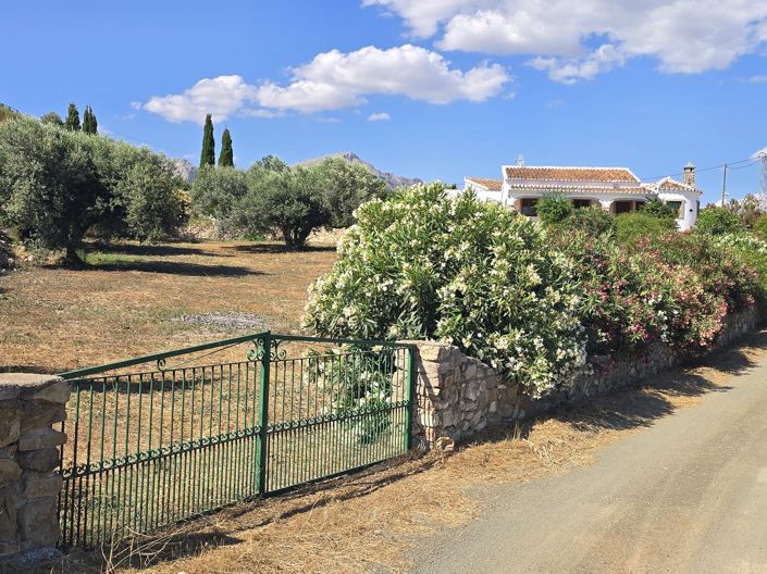Image No.45-4 Bed Villa for sale
