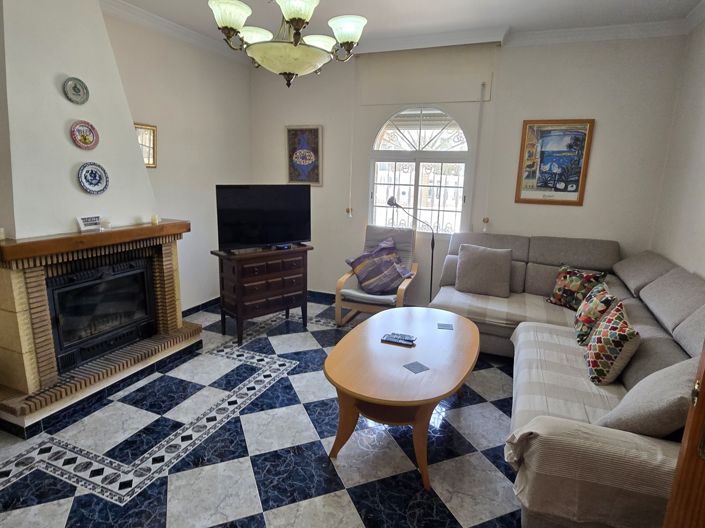Image No.20-6 Bed Villa for sale