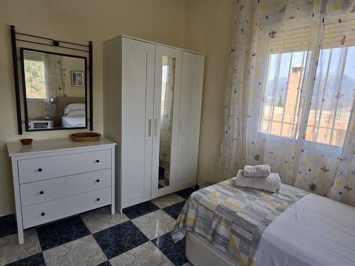 Image No.27-6 Bed Villa for sale