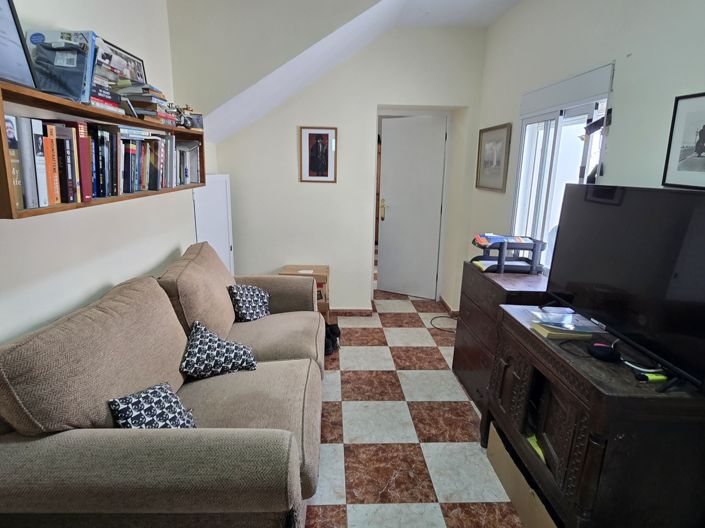 Image No.32-6 Bed Villa for sale