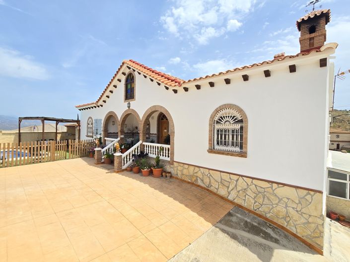 Image No.5-6 Bed Villa for sale