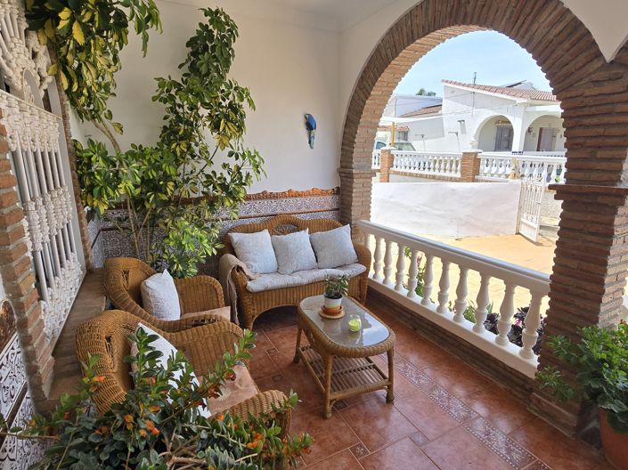 Image No.6-6 Bed Villa for sale