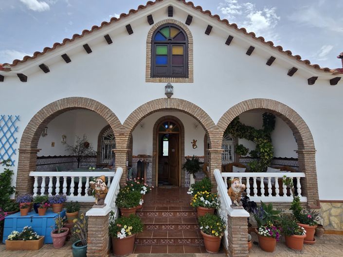 Image No.10-6 Bed Villa for sale