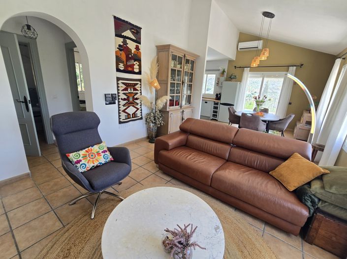 Image No.26-3 Bed Villa for sale
