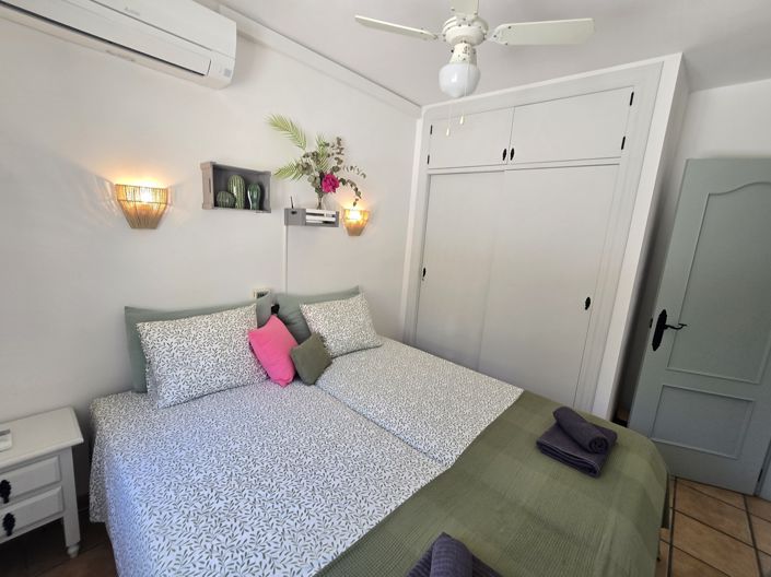 Image No.27-3 Bed Villa for sale