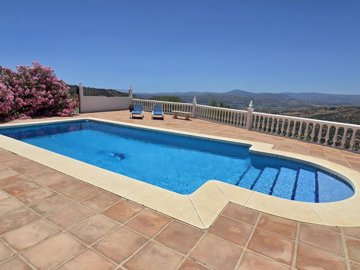1445-villa-for-sale-in-alcaucin-53752-large