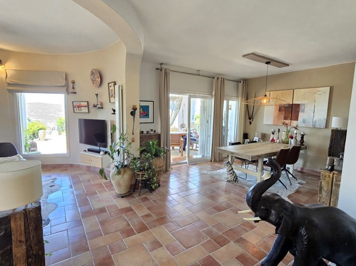 Image No.26-4 Bed Villa for sale