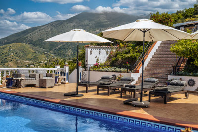 1446-villa-for-sale-in-canillas-de-aceituno-5