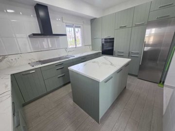 1447-villa-for-sale-in-alcaucin-53892-large