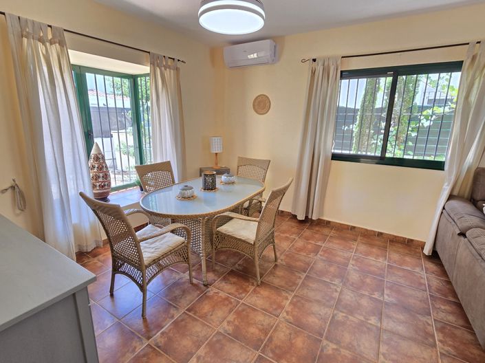 Image No.17-3 Bed Villa for sale