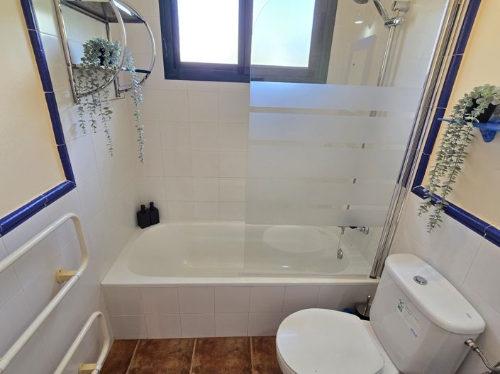 Image No.28-3 Bed Villa for sale