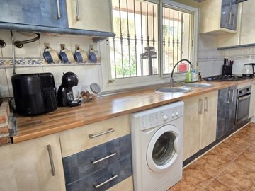 1452-villa-for-sale-in-canillas-de-aceituno-5