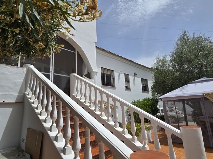 Image No.23-3 Bed Villa for sale