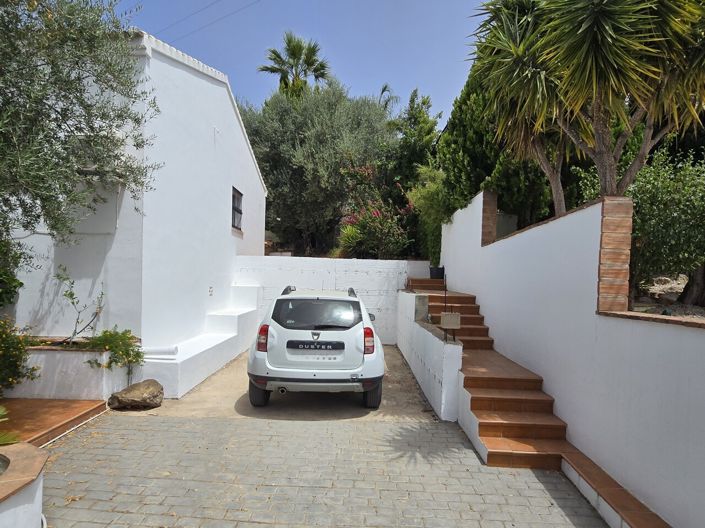 Image No.28-3 Bed Villa for sale