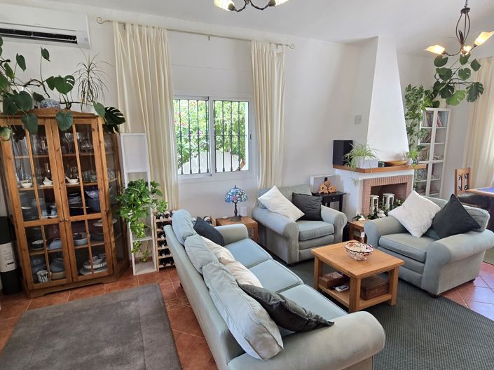 Image No.9-3 Bed Villa for sale