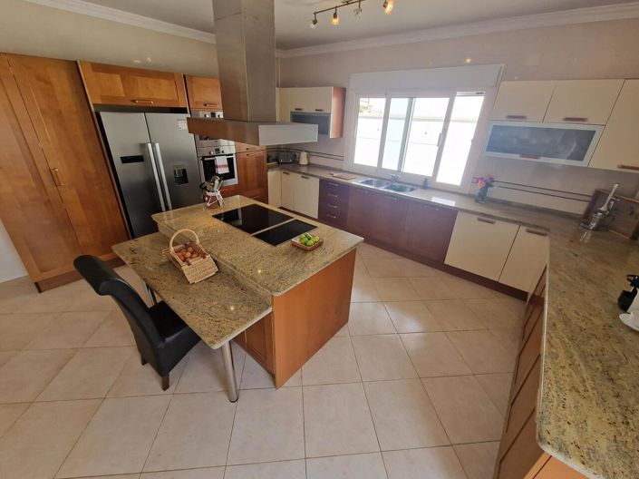 Image No.28-5 Bed Villa for sale