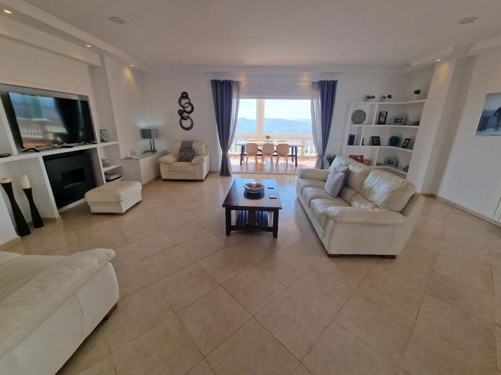 Image No.35-5 Bed Villa for sale