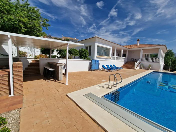 Image No.7-5 Bed Villa for sale