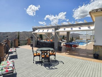 1455-villa-for-sale-in-canillas-de-aceituno-5