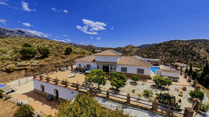Image No.17-4 Bed Villa for sale