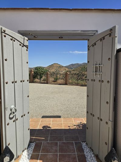 Image No.25-4 Bed Villa for sale