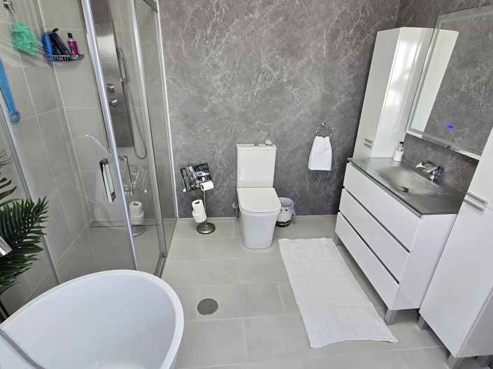 Image No.40-4 Bed Villa for sale
