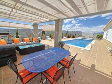 1455-villa-for-sale-in-canillas-de-aceituno-5