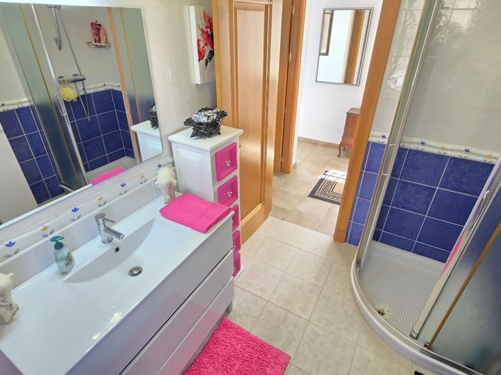 Image No.42-4 Bed Villa for sale
