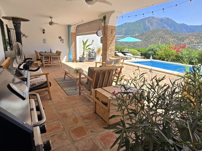 Image No.12-2 Bed Villa for sale