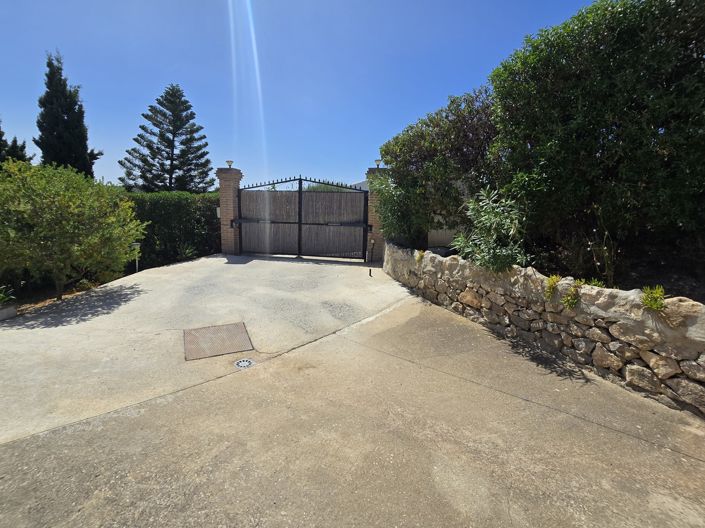 Image No.37-2 Bed Villa for sale