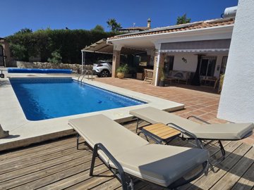1458-villa-for-sale-in-vinuela-54447-large