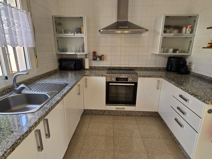 Image No.20-2 Bed Villa for sale