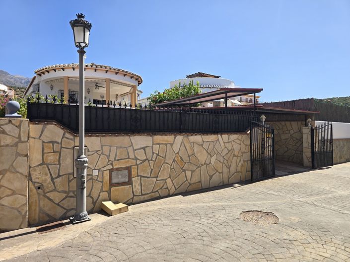 Image No.39-2 Bed Villa for sale