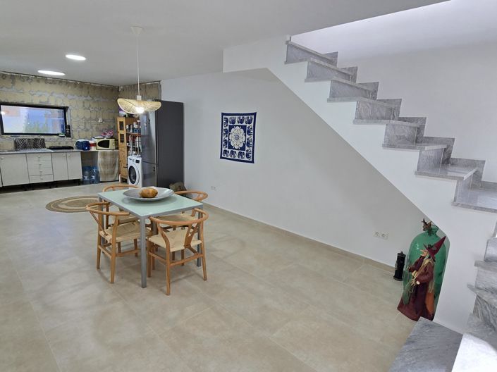 Image No.23-3 Bed Village House for sale