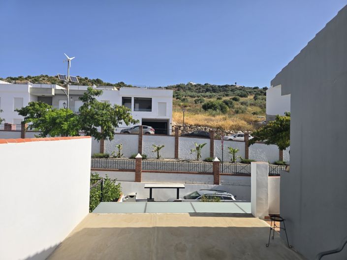 Image No.7-3 Bed Village House for sale