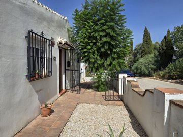 1460-villa-for-sale-in-puente-don-manuel-5476