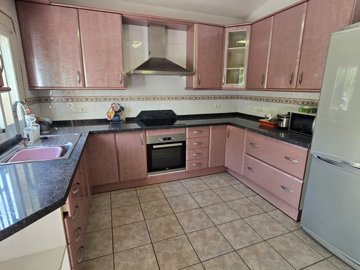 1460-villa-for-sale-in-puente-don-manuel-5476