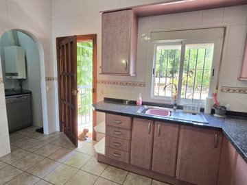 1460-villa-for-sale-in-puente-don-manuel-5476
