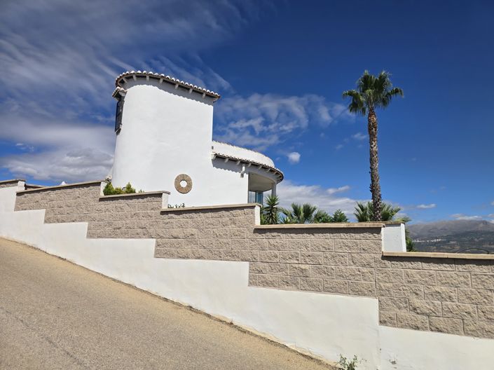 Image No.13-3 Bed Villa for sale