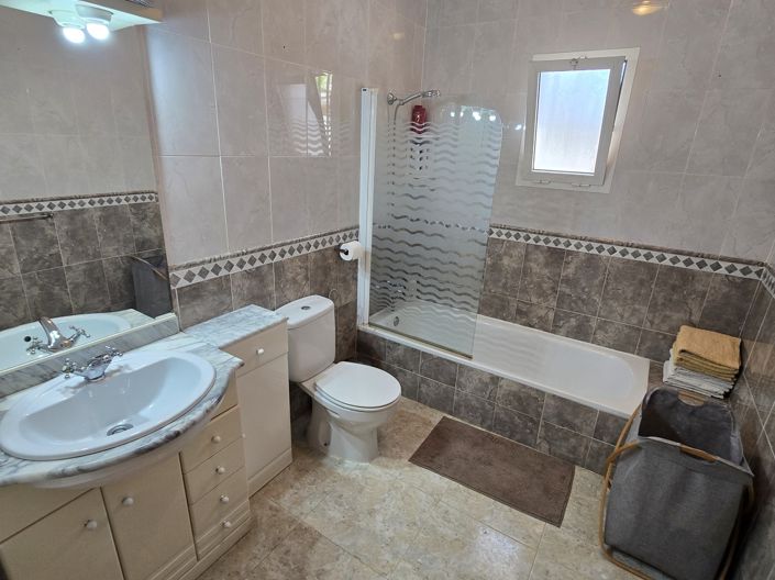 Image No.34-3 Bed Villa for sale