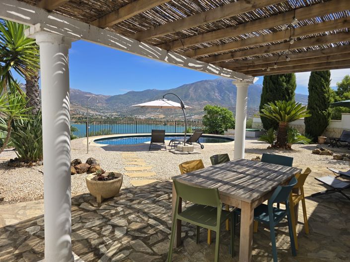Image No.5-3 Bed Villa for sale