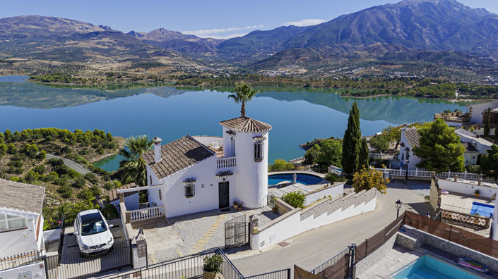 Image No.47-3 Bed Villa for sale