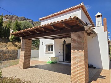 1463-villa-for-sale-in-venta-alta-54928-large