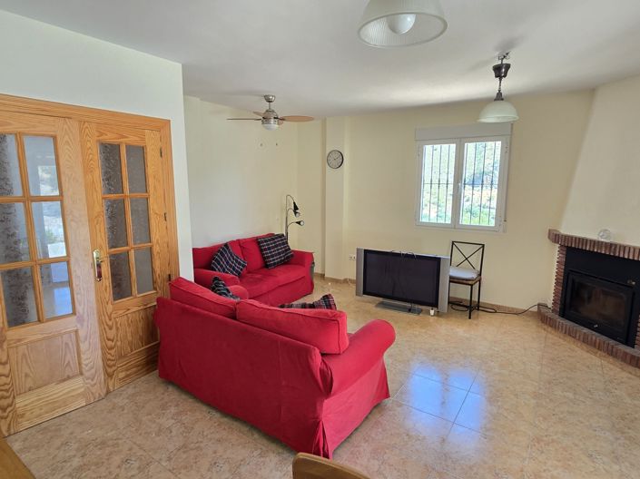 Image No.27-3 Bed Villa for sale