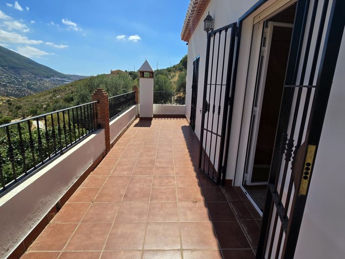 Image No.40-3 Bed Villa for sale
